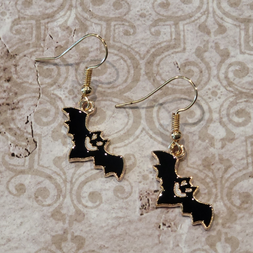 Bat Earrings - Picture 1 of 1